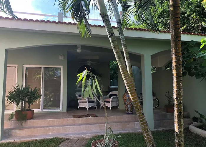 Acomodação com café da manhã  Beach House Luxury Vacation - Paradise 2 Prívate Master Suites Ocean&garden View