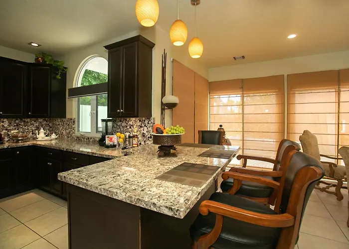 Beach House Luxury Vacation - Paradise 2 Prívate Master Suites Ocean&garden View Acomodação com café da manhã  Cozumel